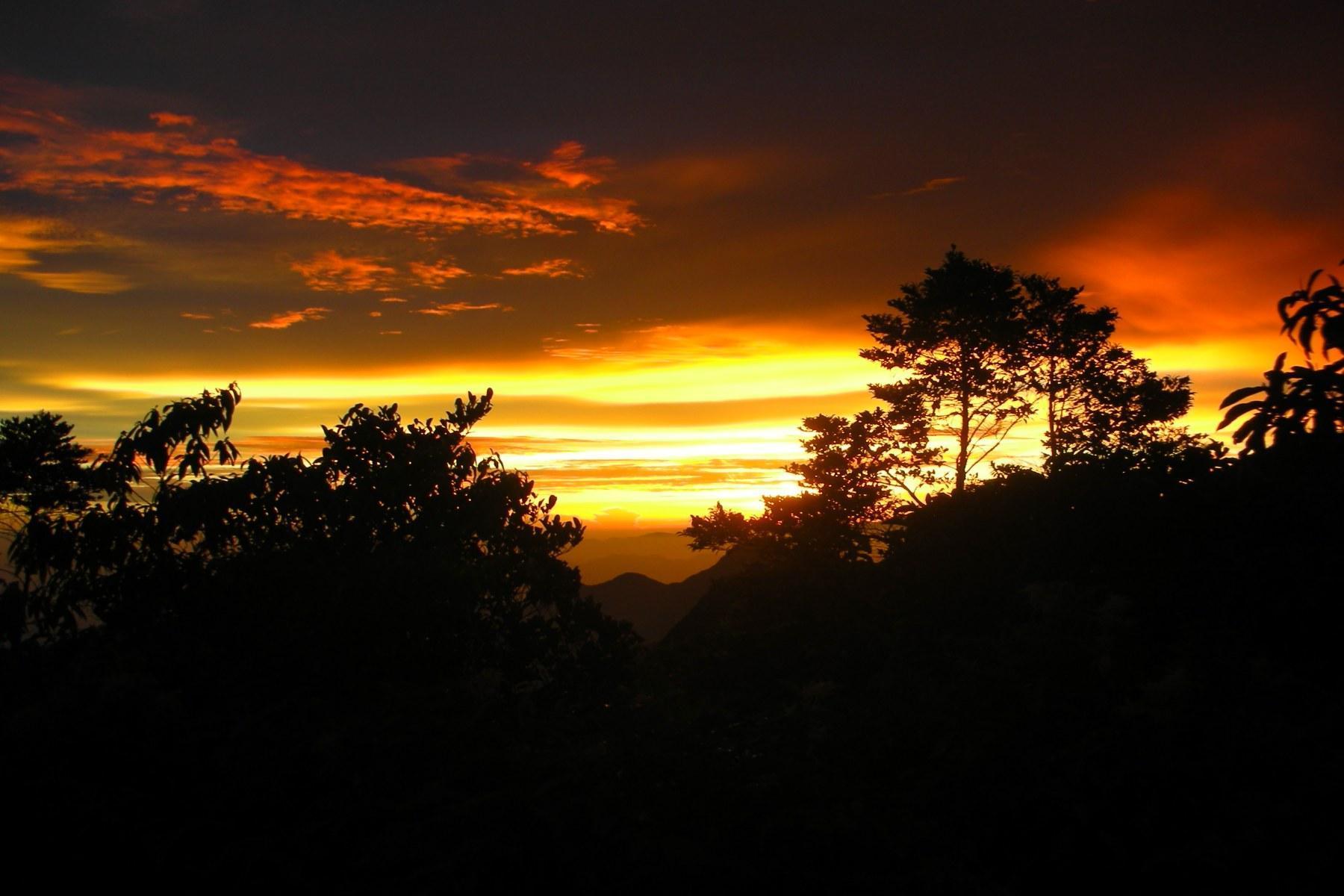 sunset over cameron highlands